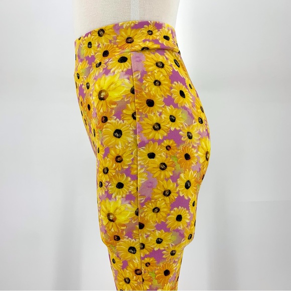 Zara NWT Bright Yellow Sunflower Print Biker Style Shorts, Small - Picture 9 of 16